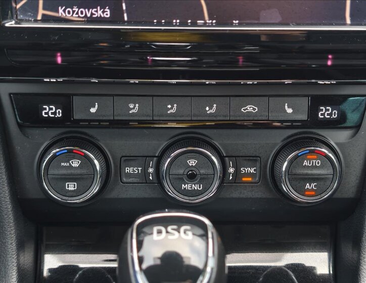 Škoda Superb Liftback 2,0 l 140 kw