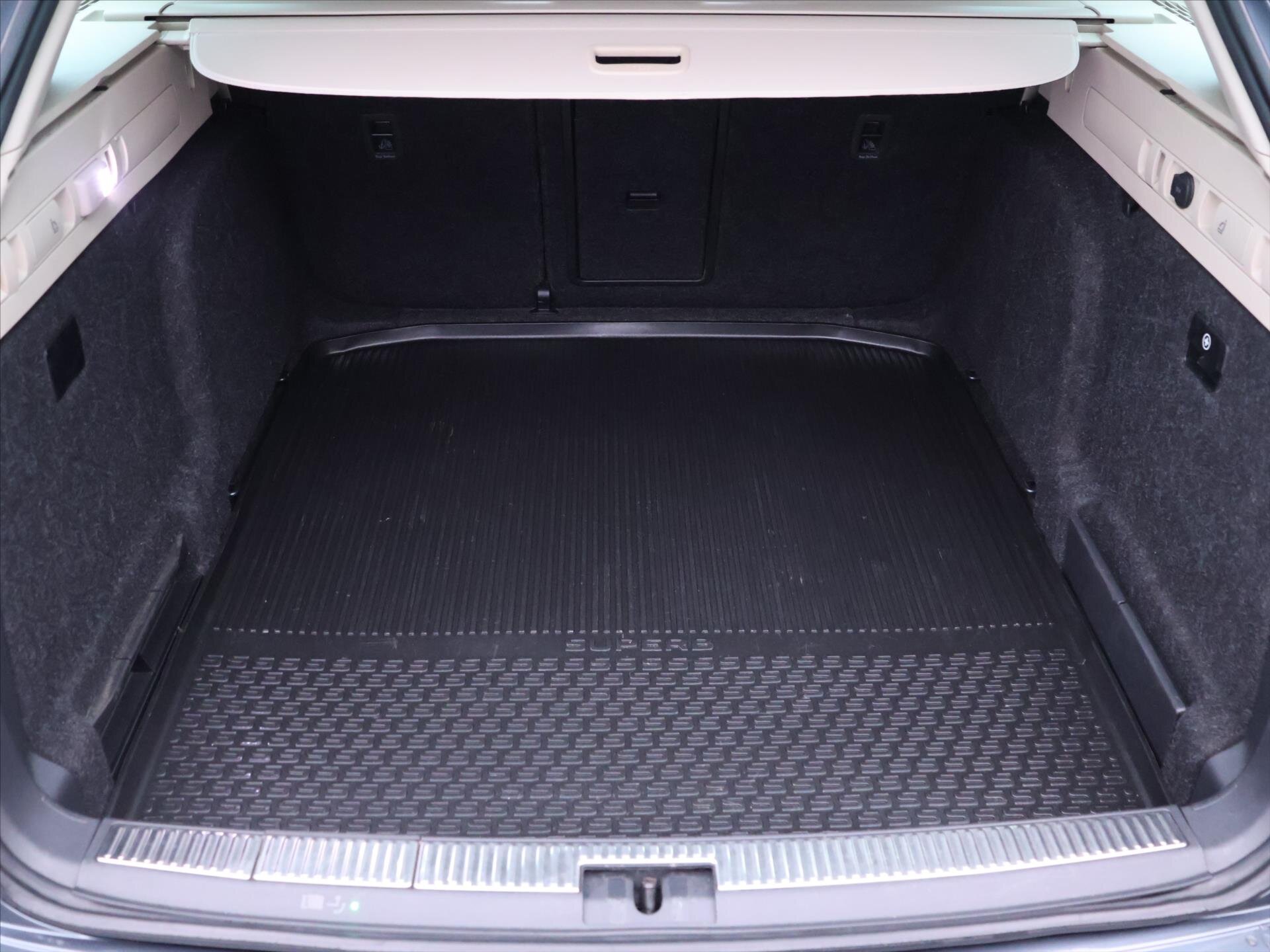 Škoda Superb Kombi 2,0 l 200 kw