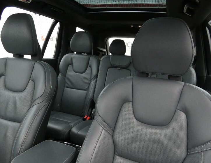 Volvo XC90 7