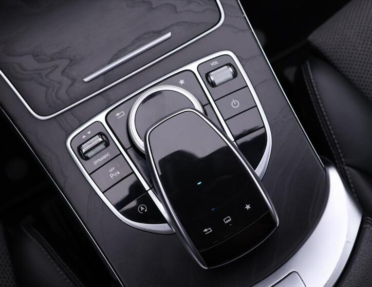 Mercedes-Benz Třídy C 32