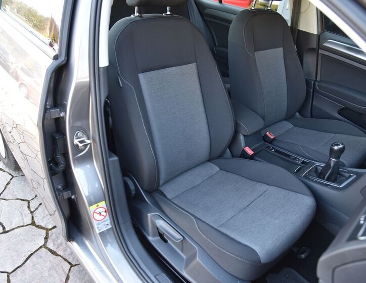 Volkswagen Golf Hatchback 1,2 l 77 kw