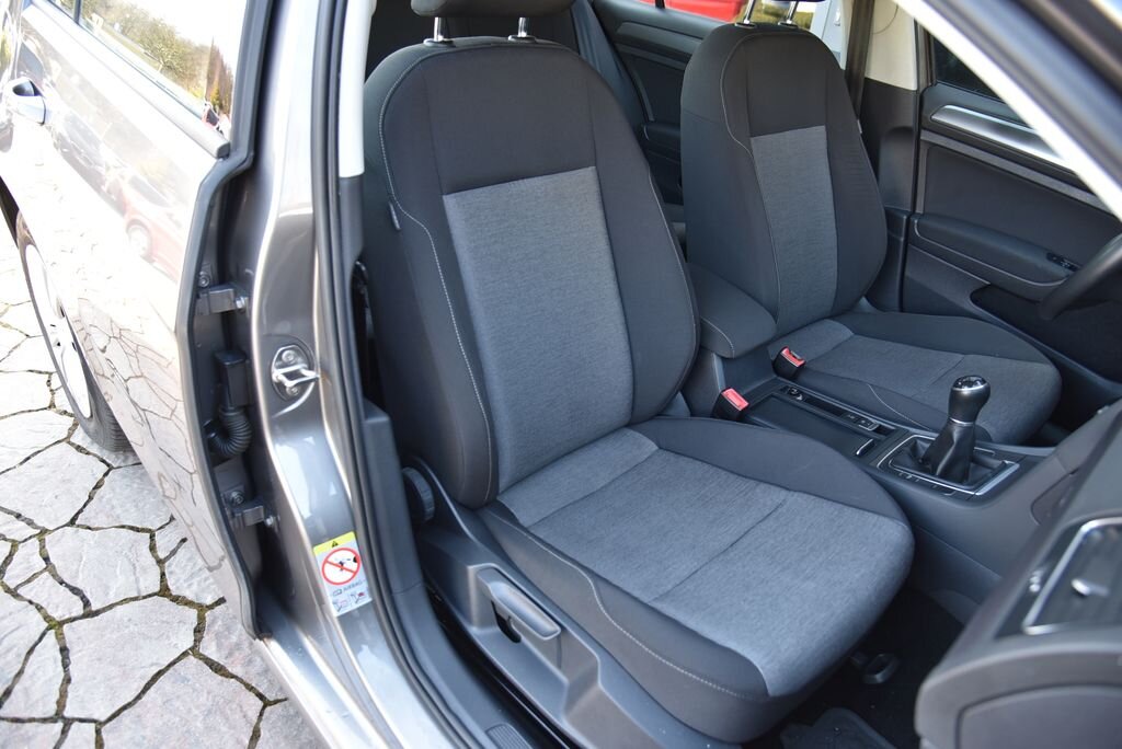 Volkswagen Golf Hatchback 1,2 l 77 kw