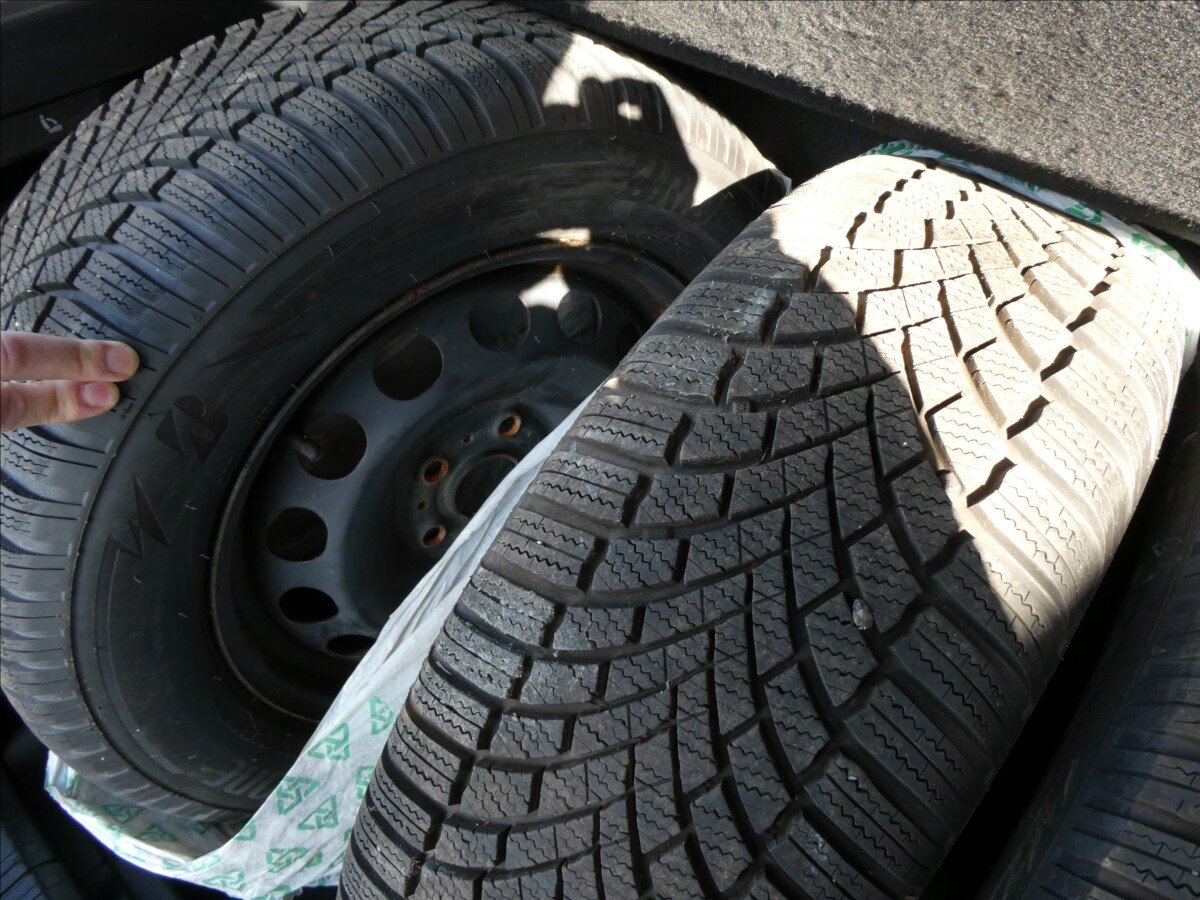 Škoda Karoq SUV / Terénní 2,0 l 110 kw