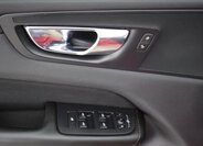 Volvo XC60 SUV 2,0 l 223 kw