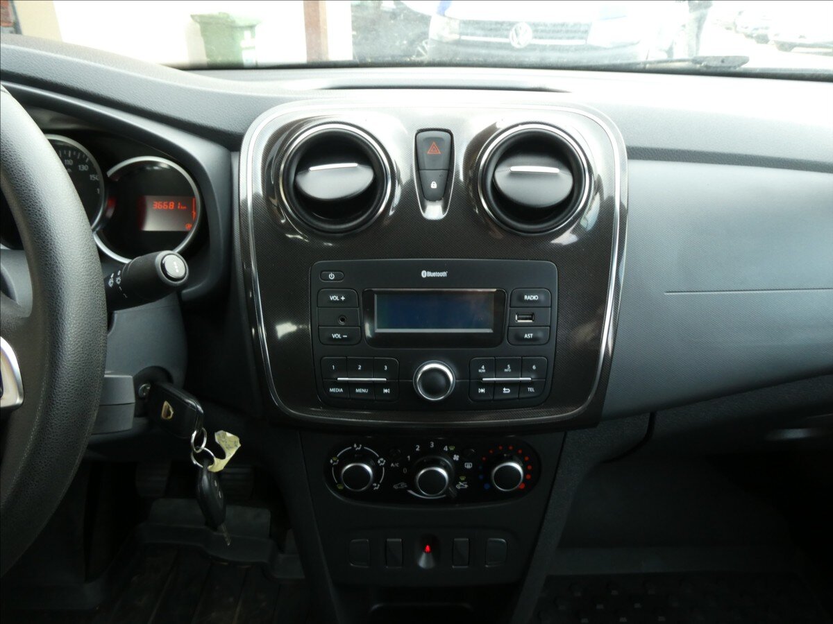 Dacia Logan Sedan / Limuzína 999,0 54 kw