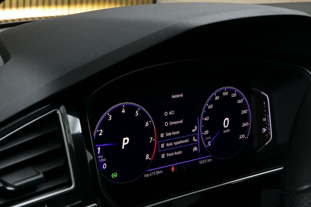 Volkswagen Tiguan SUV 2,0 l 235 kw