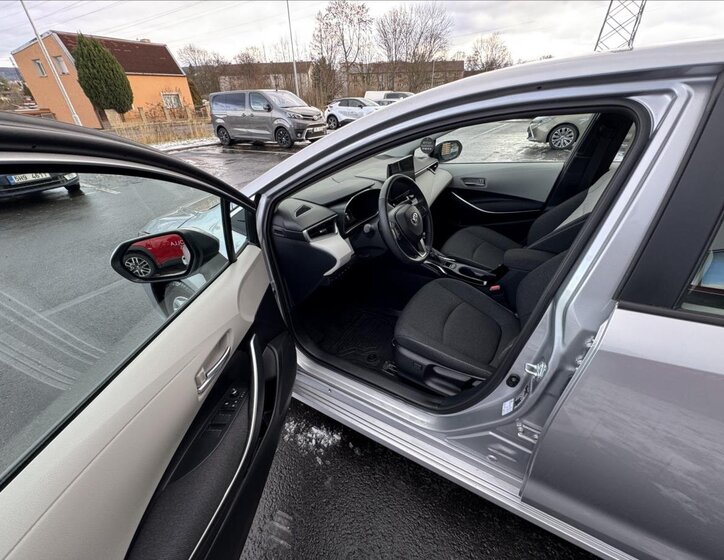 Toyota Corolla Sedan 1,8 l 72 kw