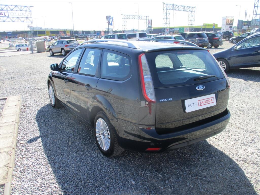 Ford Focus Kombi 1,6 l 74 kw
