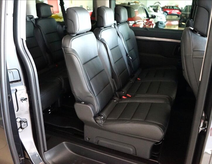 Citroën SpaceTourer MPV 2,0 l 133 kw