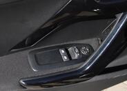 Peugeot 208 18