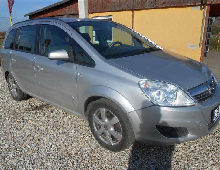 Opel Zafira 3