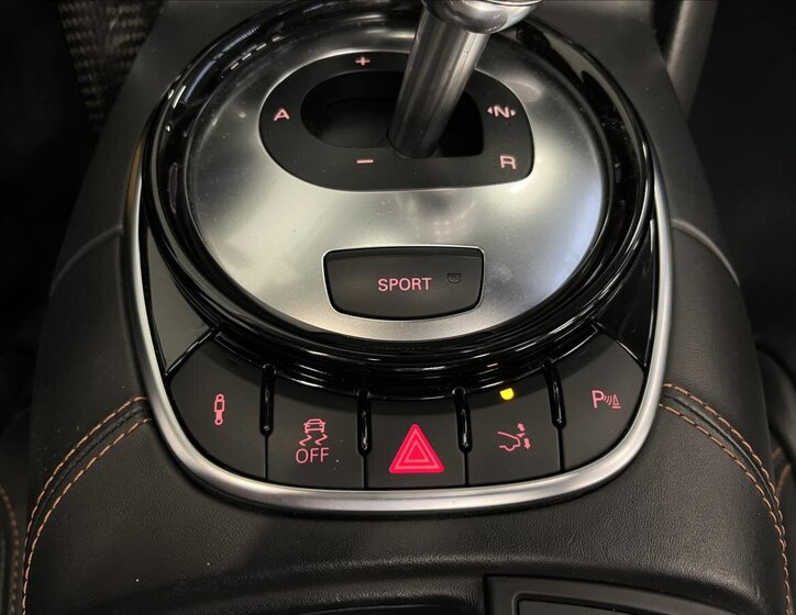 Audi R8 Kabriolet 5,2 l 386 kw