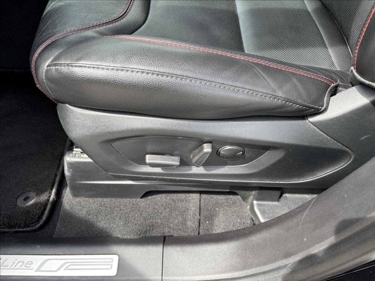 Ford Explorer SUV / Terénní 3,0 l 267 kw
