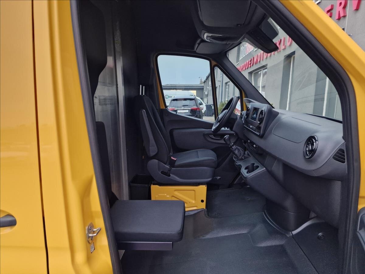 Mercedes-Benz Sprinter Skříň 2,1 l 105 kw
