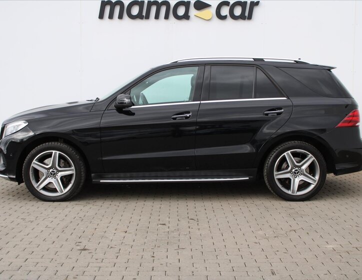 Mercedes-Benz GLE SUV 4,7 l 335 kw