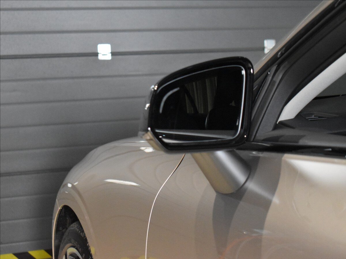 Volvo V60 Kombi 2,0 l 145 kw