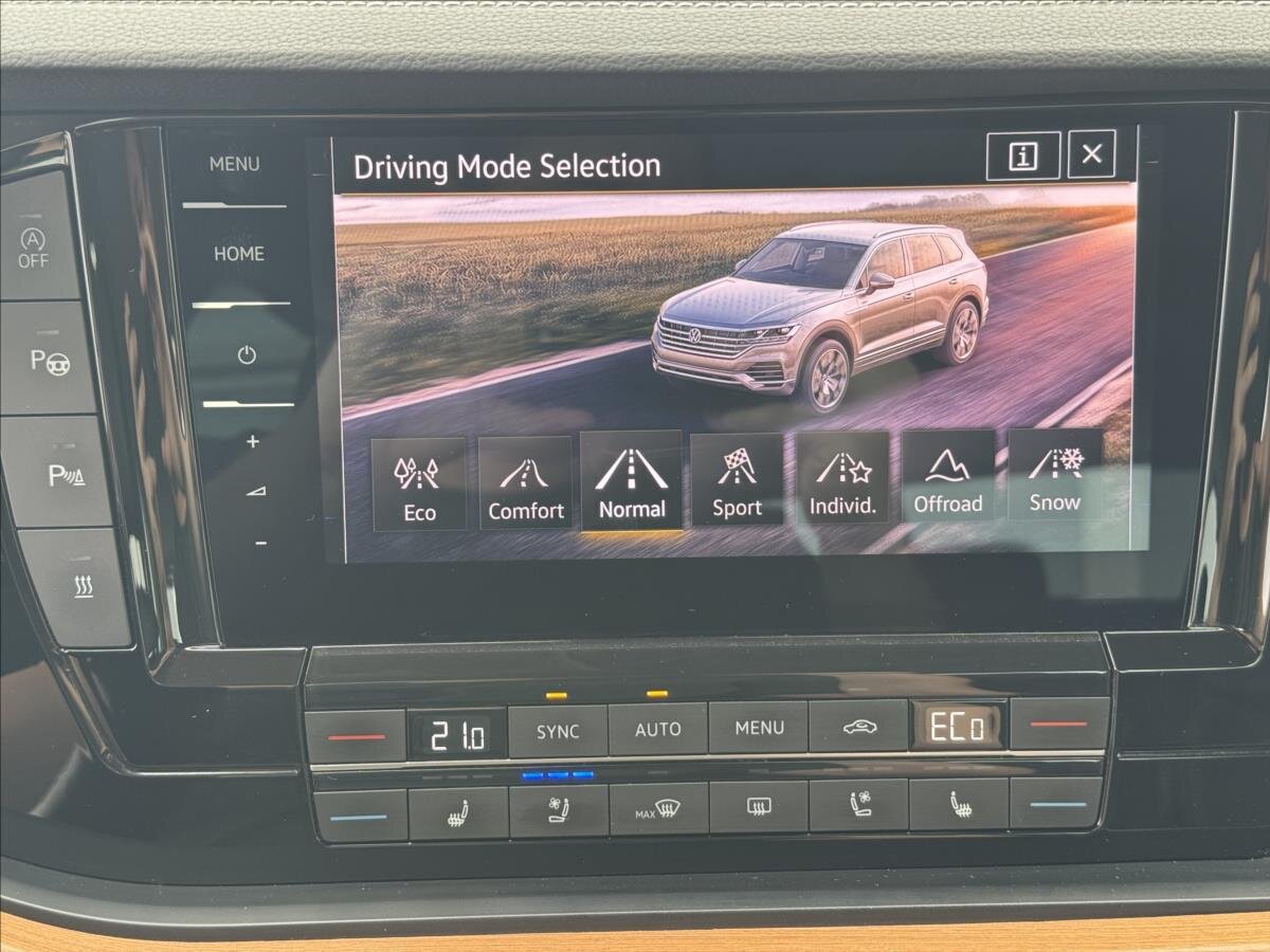 Volkswagen Touareg SUV / Terénní 3,0 l 170 kw