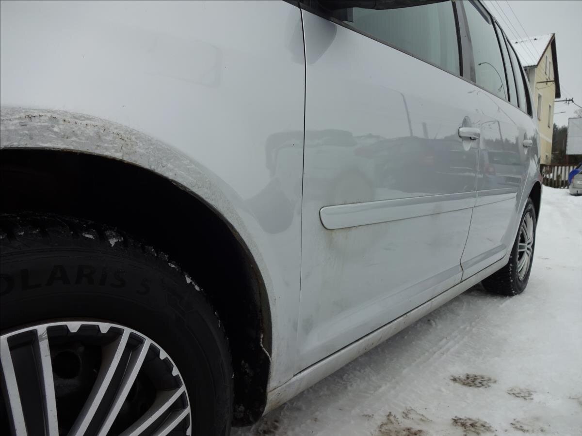 Volkswagen Touran Kombi 1,9 l 77 kw