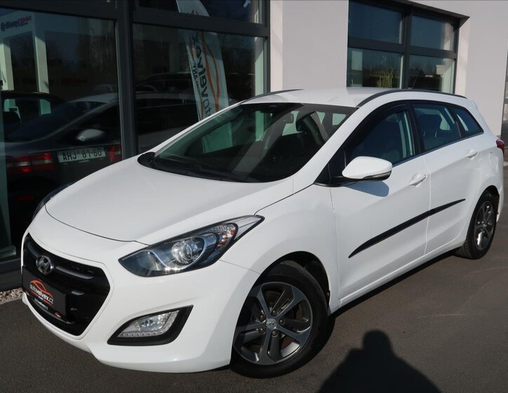 Hyundai i30 Kombi 1,6 l 88 kw