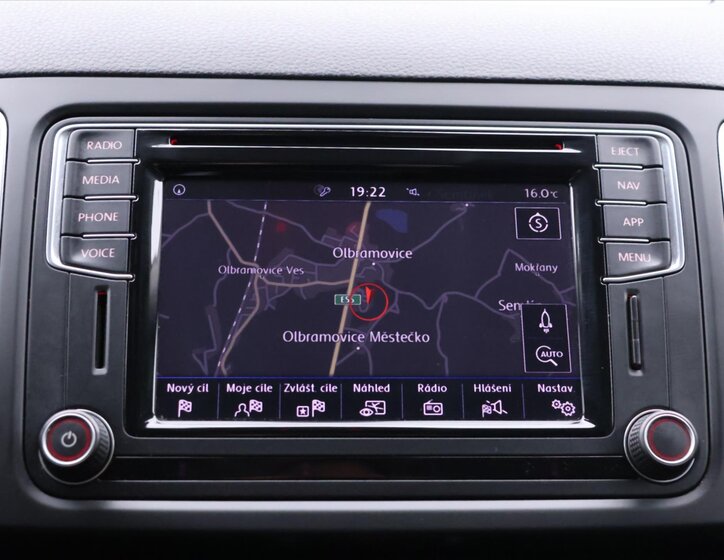 Volkswagen Sharan 19