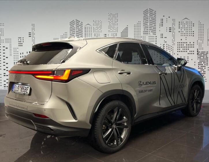 Lexus NX 450h+ 1