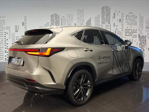 Lexus NX 450h+