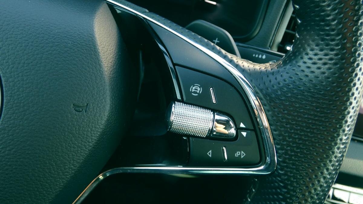 Škoda Karoq SUV / Terénní 2,0 l 110 kw