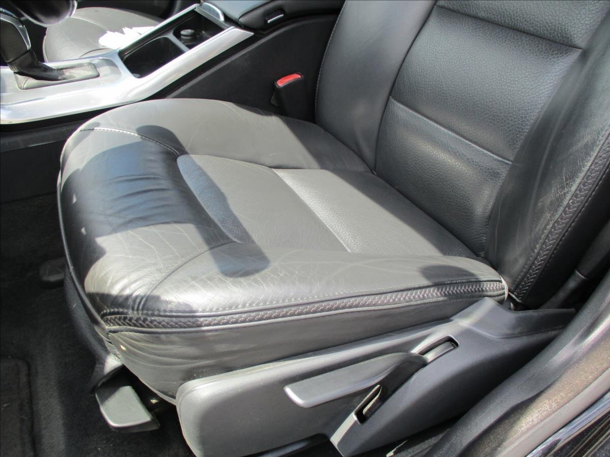 Volvo XC70 Kombi 2,4 l 133 kw