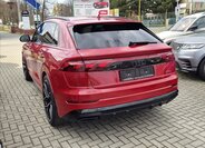 Audi Q8 SUV / Terénní 3,0 l 210 kw