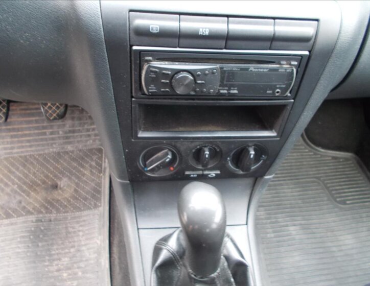 Škoda Octavia Sedan / Limuzína 1,9 l 74 kw