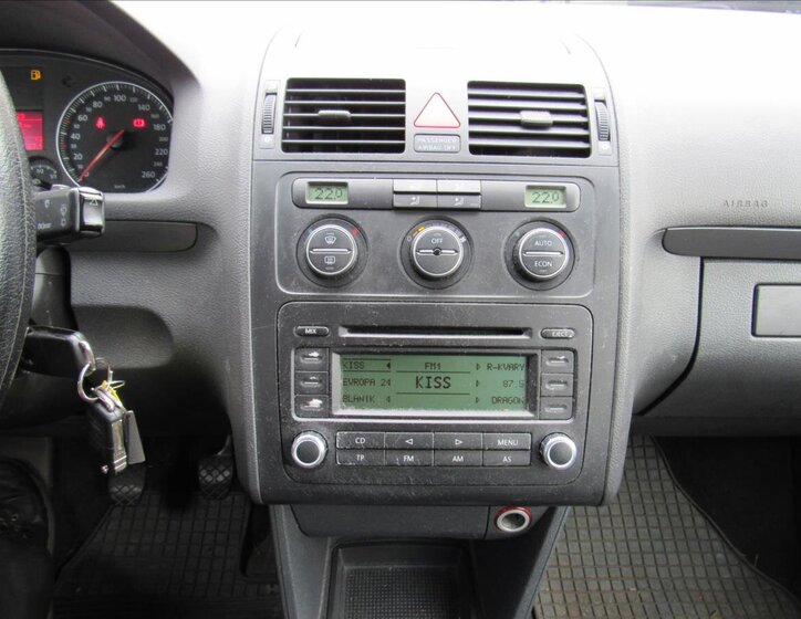 Volkswagen Touran Kombi 1,6 l 75 kw