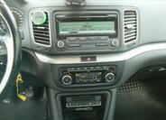 Volkswagen Sharan MPV 2,0 l 103 kw