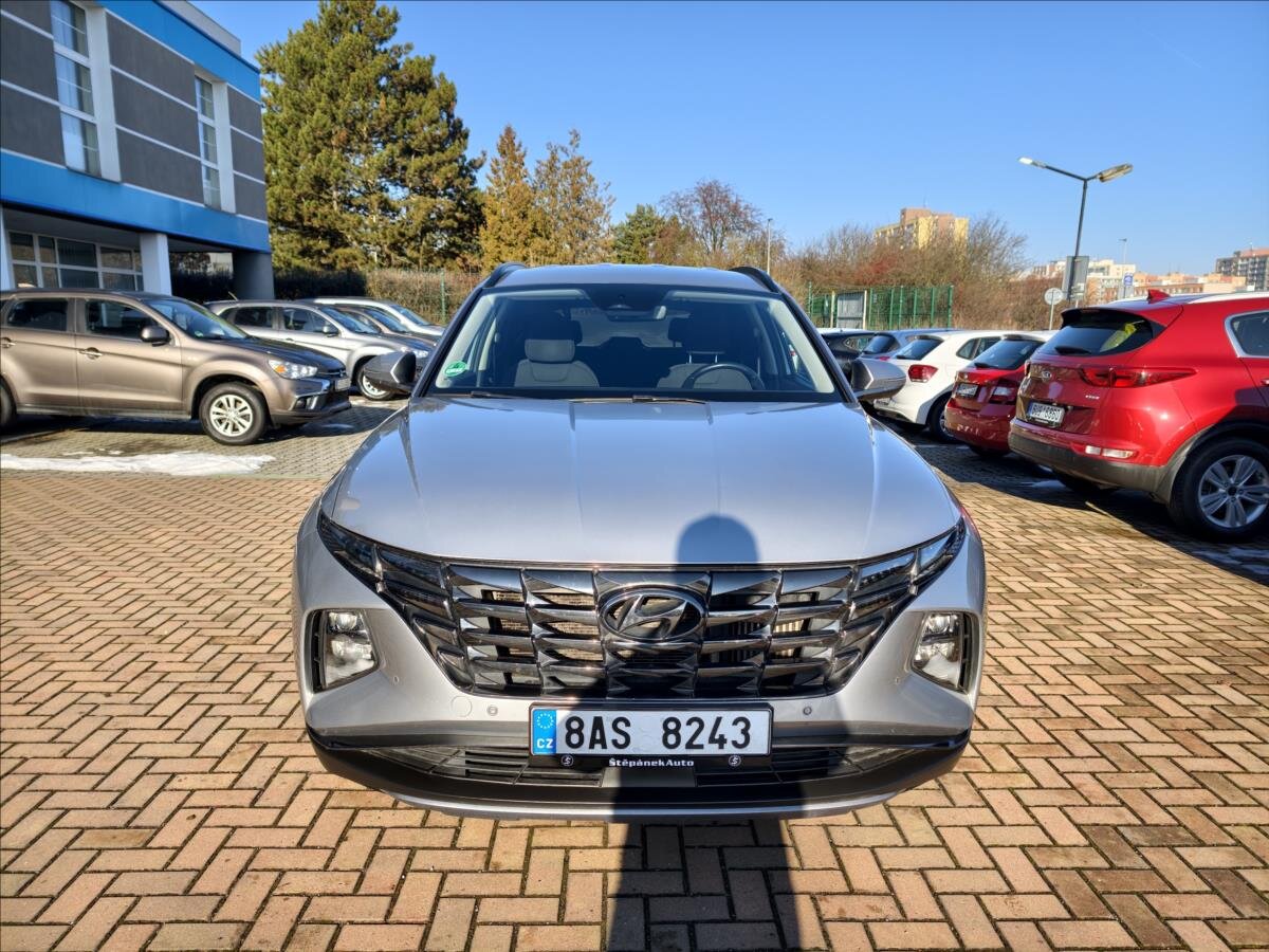 Hyundai Tucson SUV 1,6 l 110 kw