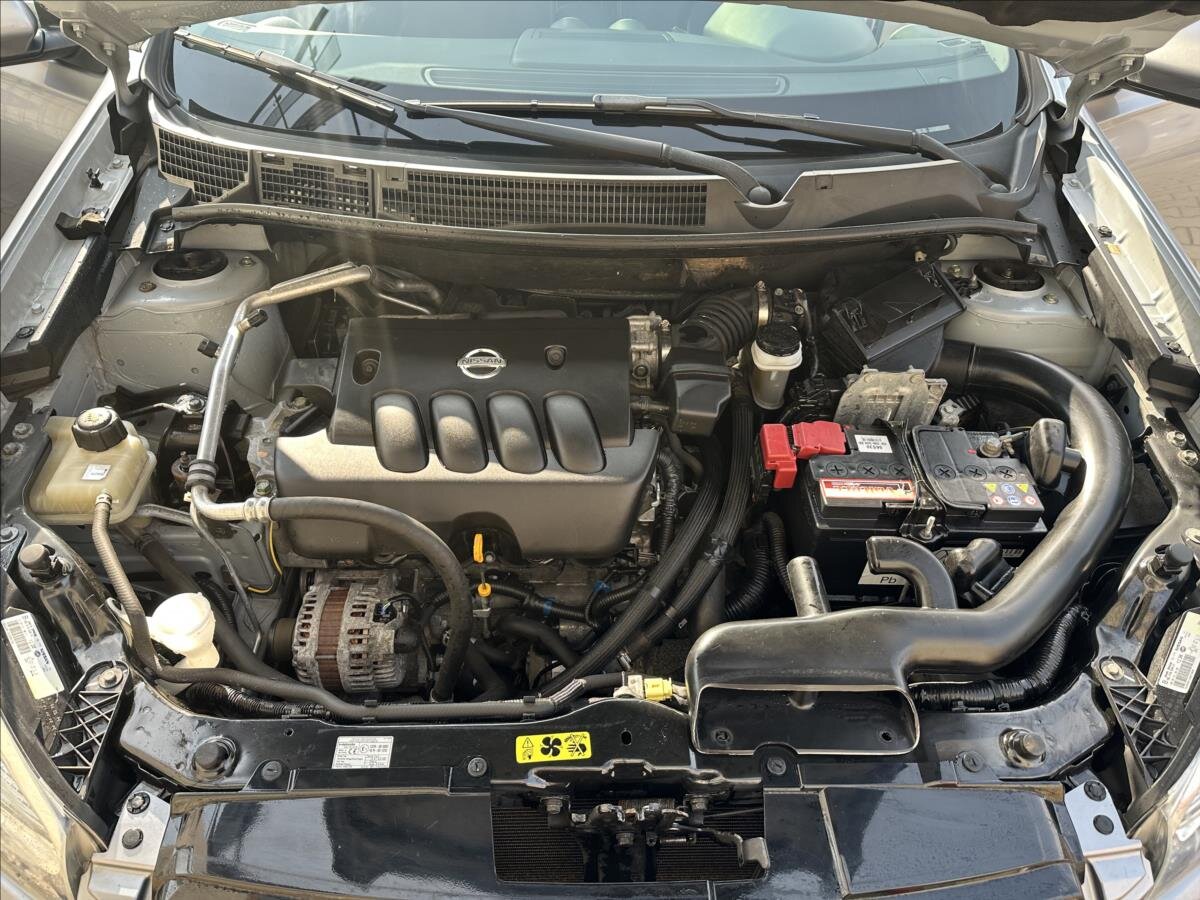 Nissan Qashqai Hatchback 2,0 l 104 kw