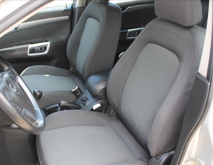 Opel Antara SUV / Terénní 2,0 l 110 kw