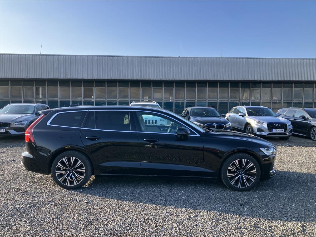 Volvo V60 Kombi 2,0 l 145 kw