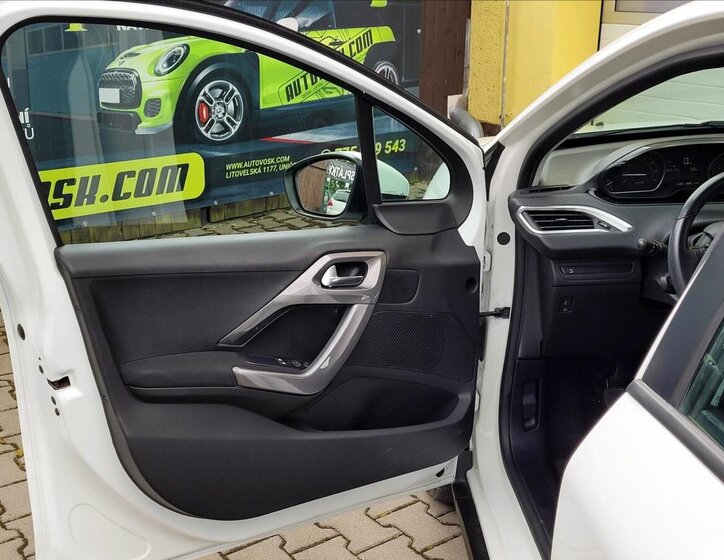 Peugeot 2008 SUV / Terénní 1,2 l 60 kw