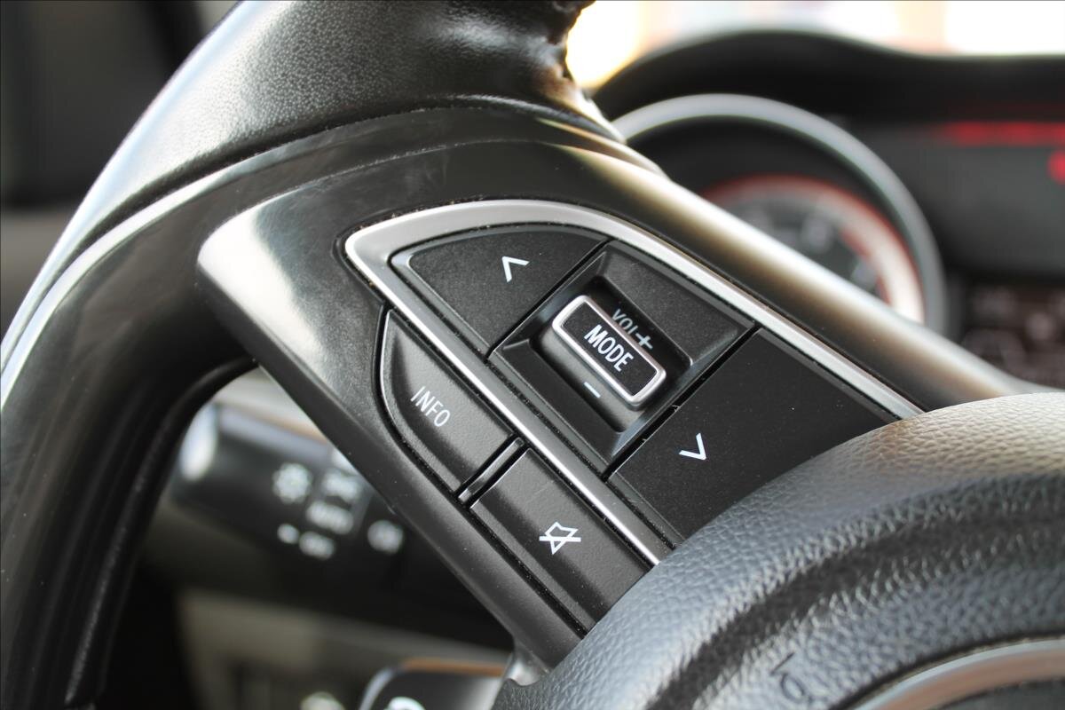 Suzuki Swift Hatchback 1,2 l 61 kw