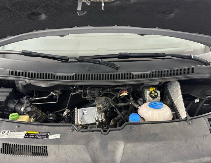 Volkswagen Transporter Kombi 2,0 l 110 kw
