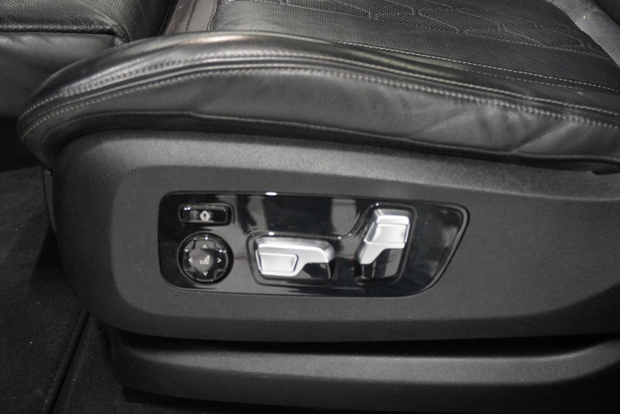 BMW X6 SUV 3,0 l 250 kw