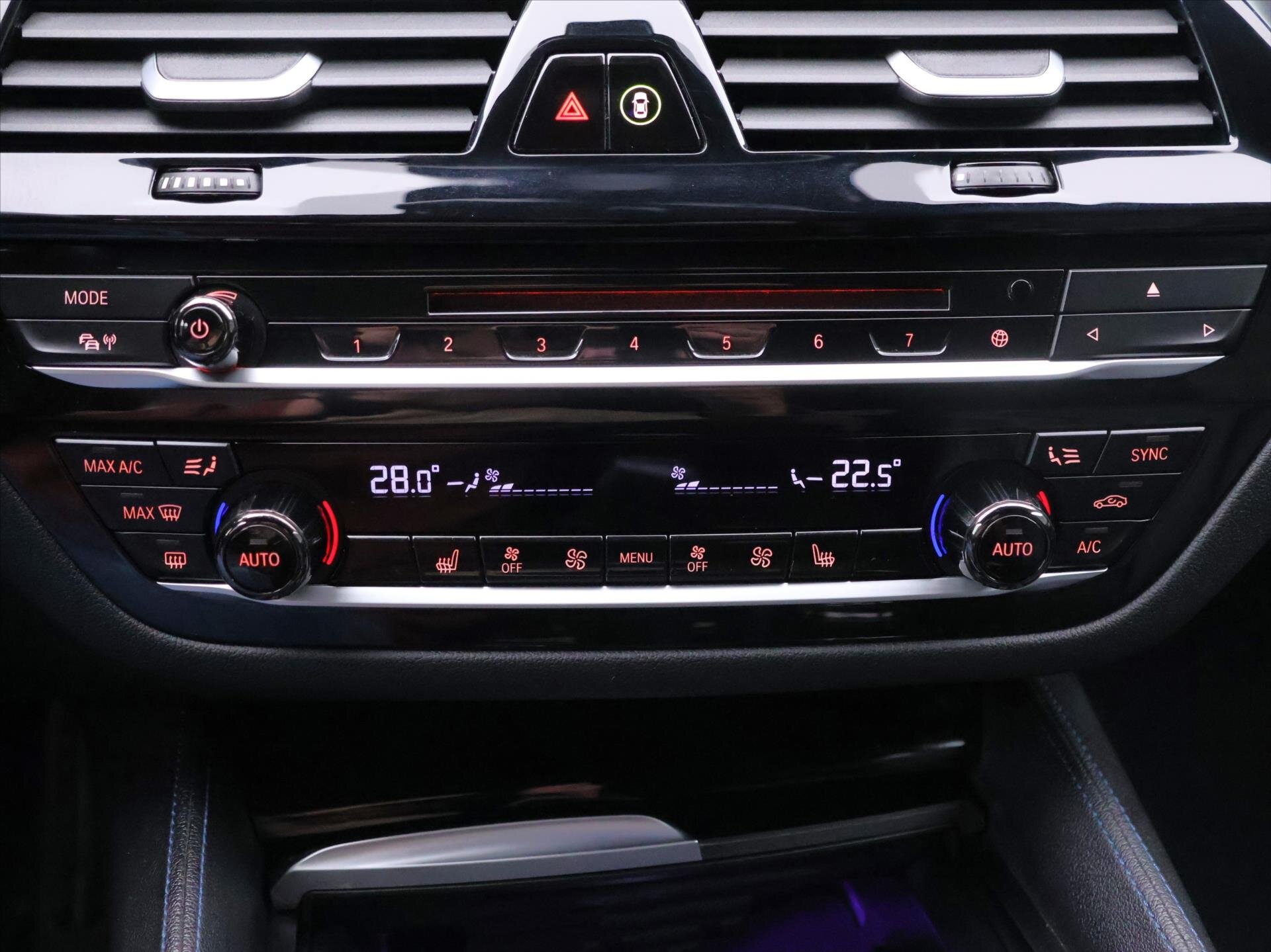 BMW Řada 5 Kombi 3,0 l 195 kw