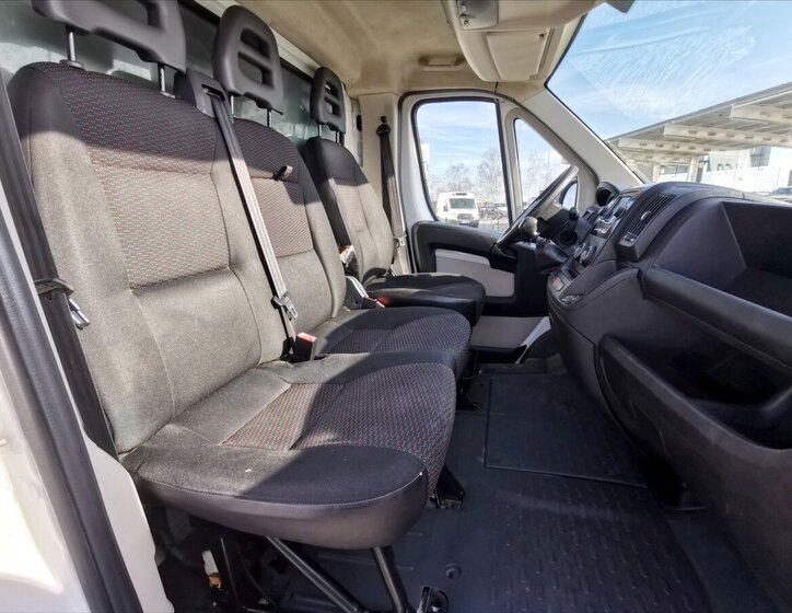 Citroën Jumper Skříň 2,2 l 110 kw