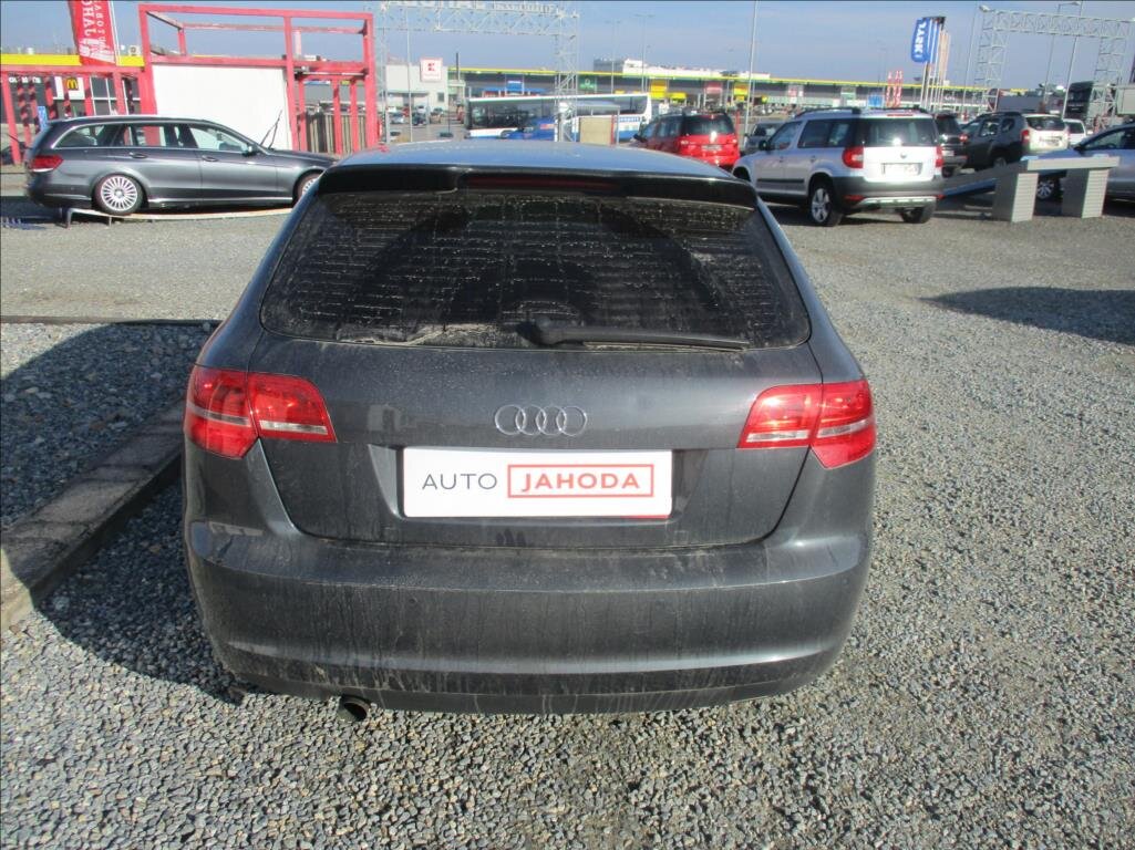 Audi A3 Hatchback 1,6 l 77 kw