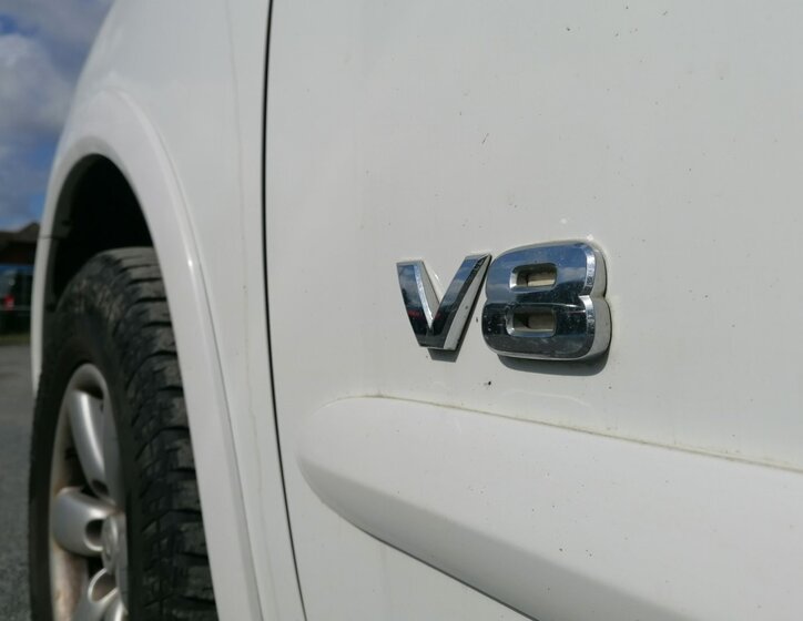 Nissan Armada SUV / Terénní 5,6 l 233 kw