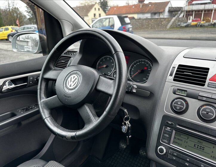 Volkswagen Touran MPV 2,0 l 110 kw
