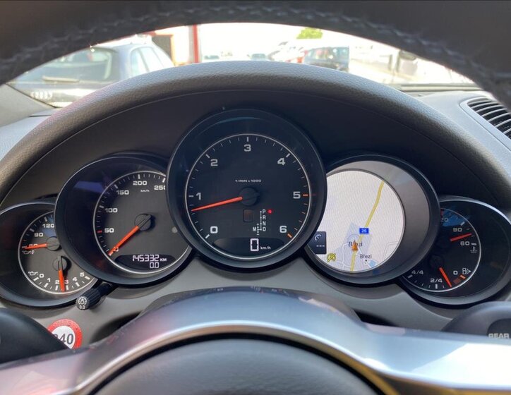 Porsche Cayenne SUV / Terénní 3,0 l 184 kw