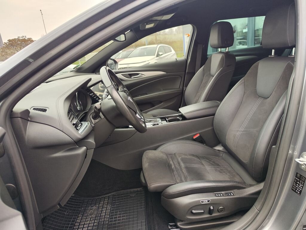 Opel Insignia Kombi 2,0 l 128 kw