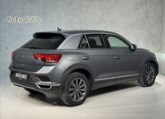 Volkswagen T-Roc SUV / Terénní 1,5 l 110 kw
