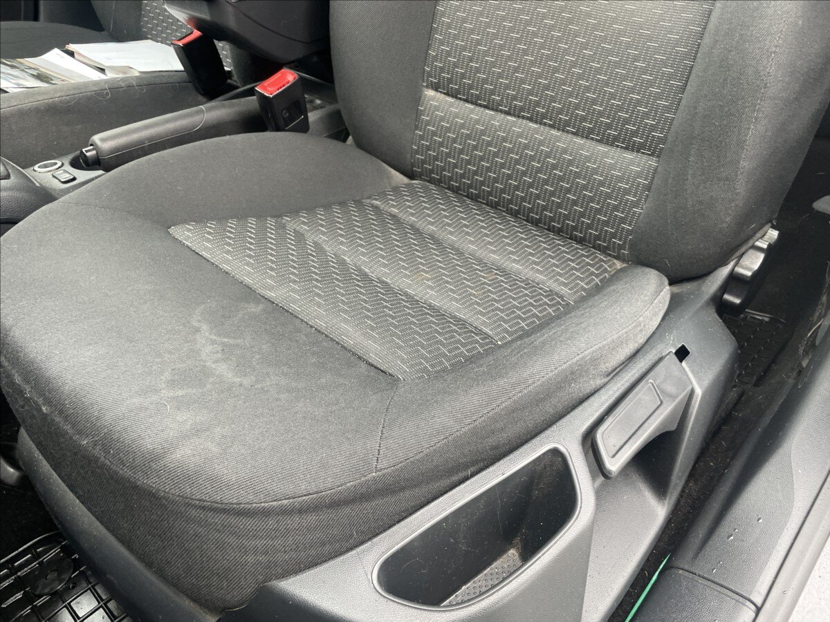 Škoda Octavia Kombi 1,6 l 77 kw