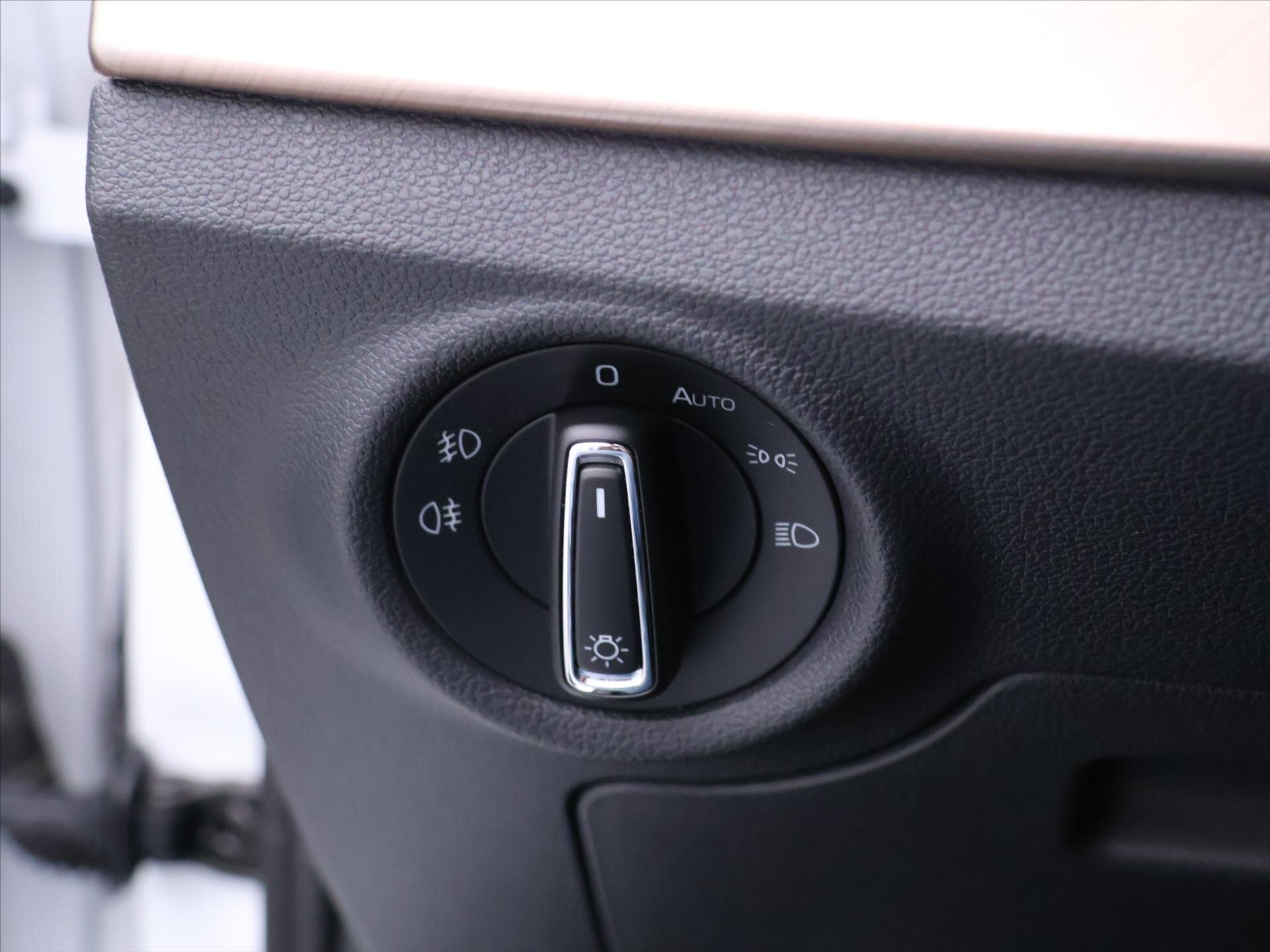 Škoda Scala Hatchback 1,5 l 110 kw